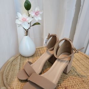 Nude Strappy HEELS